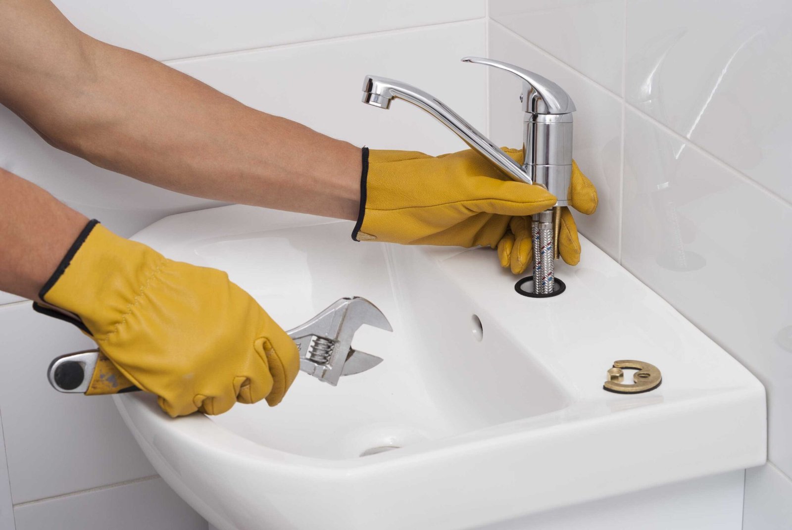 Outdoor hose bib repair El Paso TX faucet specialist