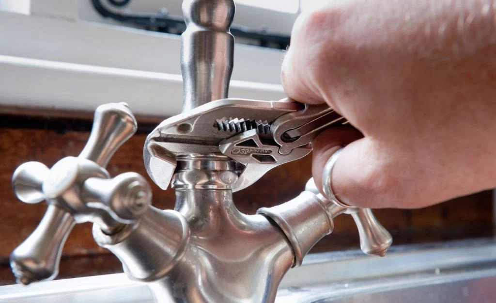 Licensed plumber serving East El Paso TX neighborhoods including Montana Avenue and Zaragoza Road