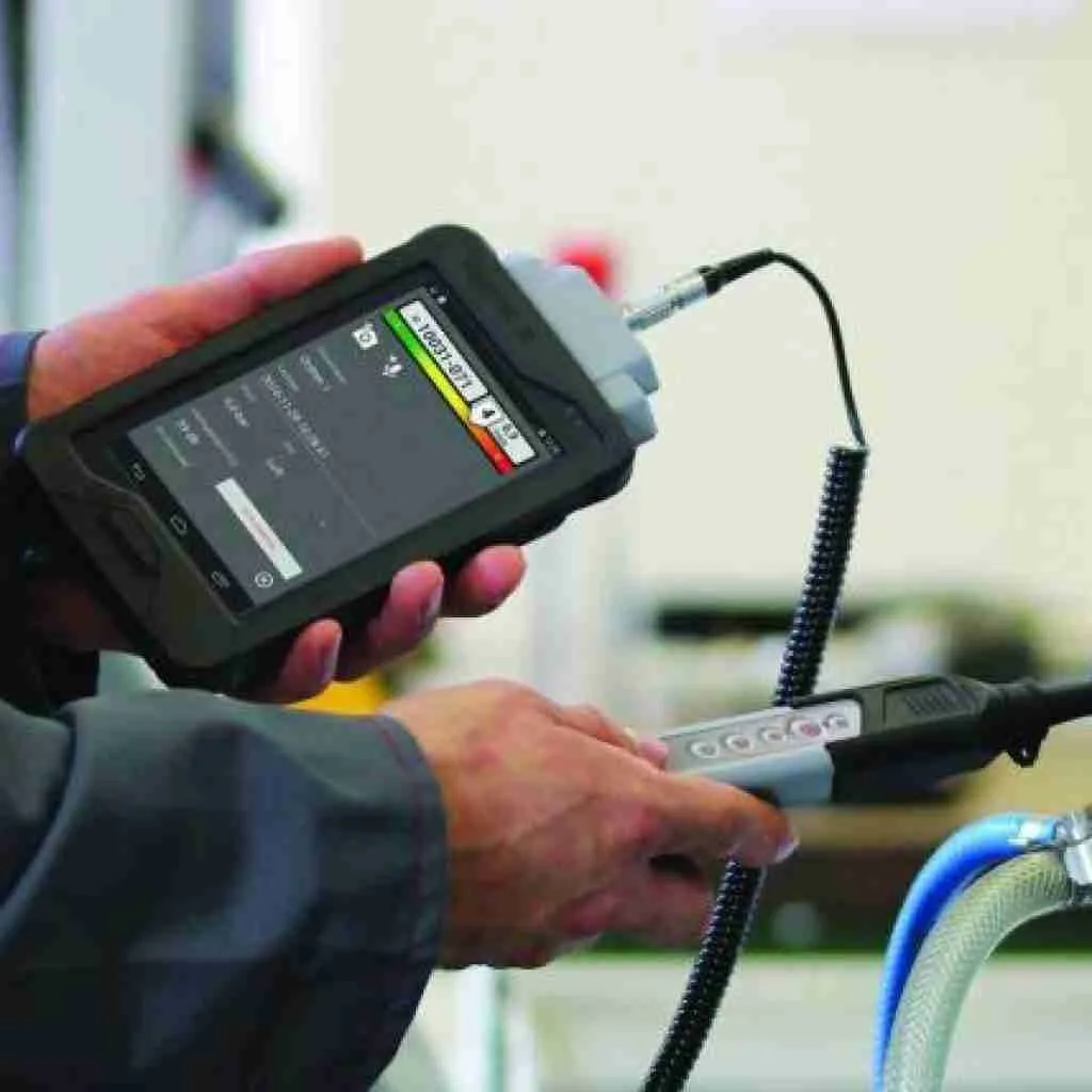 Thermal imaging camera used for non-invasive leak detection in El Paso, TX